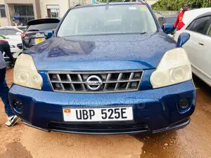 Nissan X-Trail 2.0 Petrol XE 2010