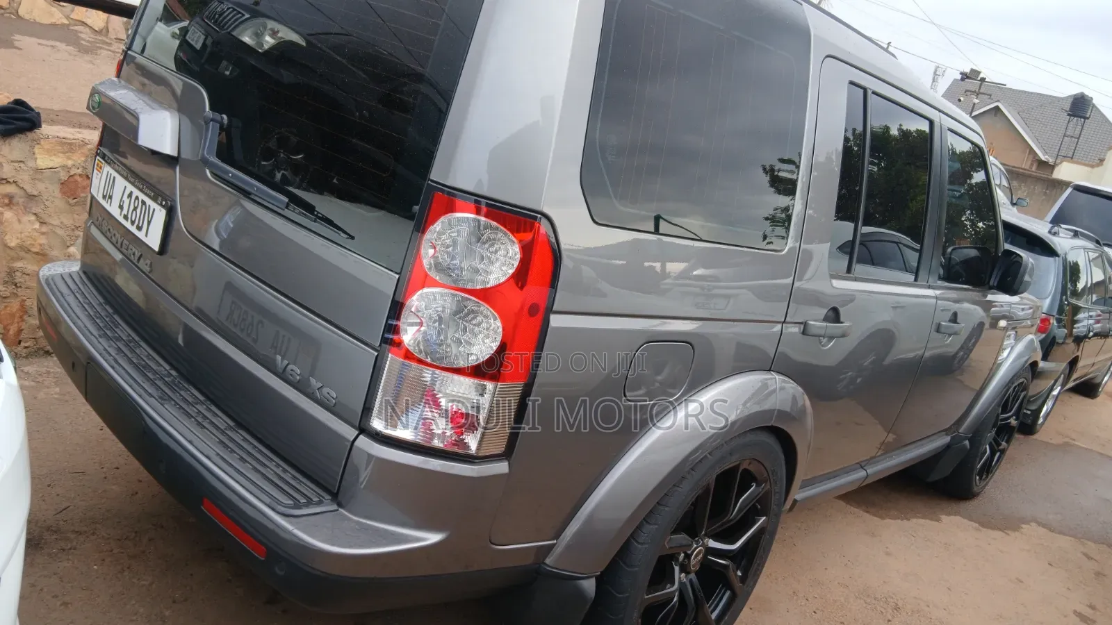 Land Rover Discovery 2018 Gray