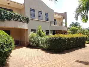 4bdrm Duplex in Lubowa, Central Division for rent
