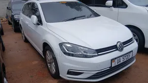 Volkswagen Golf GTI 2017 White