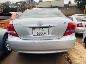 Toyota Axio 1.5 X 2WD 2010 Silver