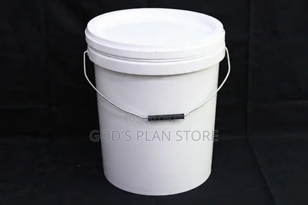 Triple Locks 20litres Plastic Paint Buckets
