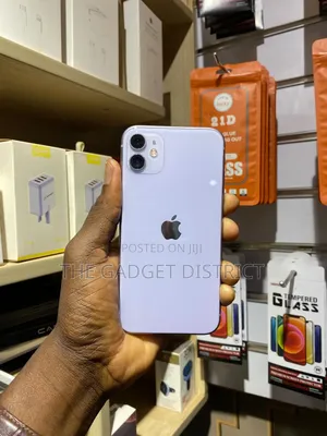 Apple iPhone 11 64 GB Purple