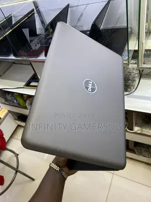 Laptop Dell Latitude 13 3380 4GB Intel Core i3 SSD 128GB