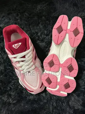 Sneakers for Both Men and Women