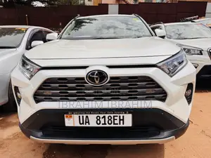 Toyota RAV4 2019 White