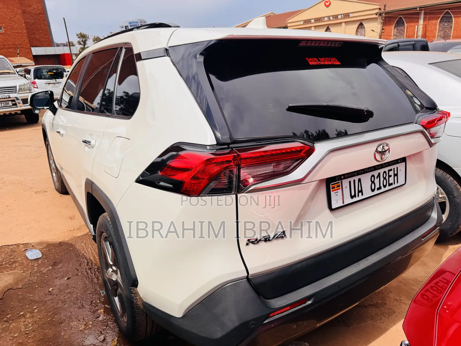Toyota RAV4 2019 White