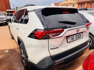 Toyota RAV4 2019 White