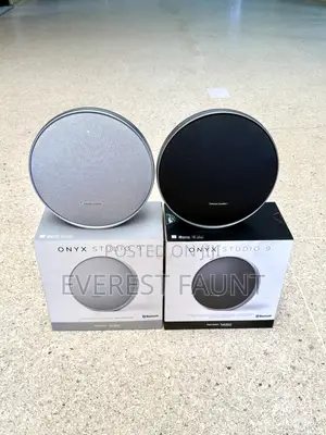Onyx Studio 9