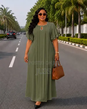 Ever-Pretty Pleated Maxi Dress