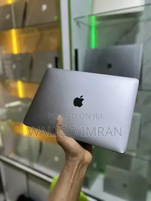 Laptop Apple MacBook Pro 2017 8GB Intel Core i5 SSD 256GB
