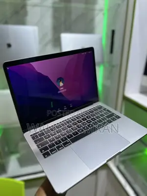Laptop Apple MacBook Pro 2017 8GB Intel Core i5 SSD 256GB