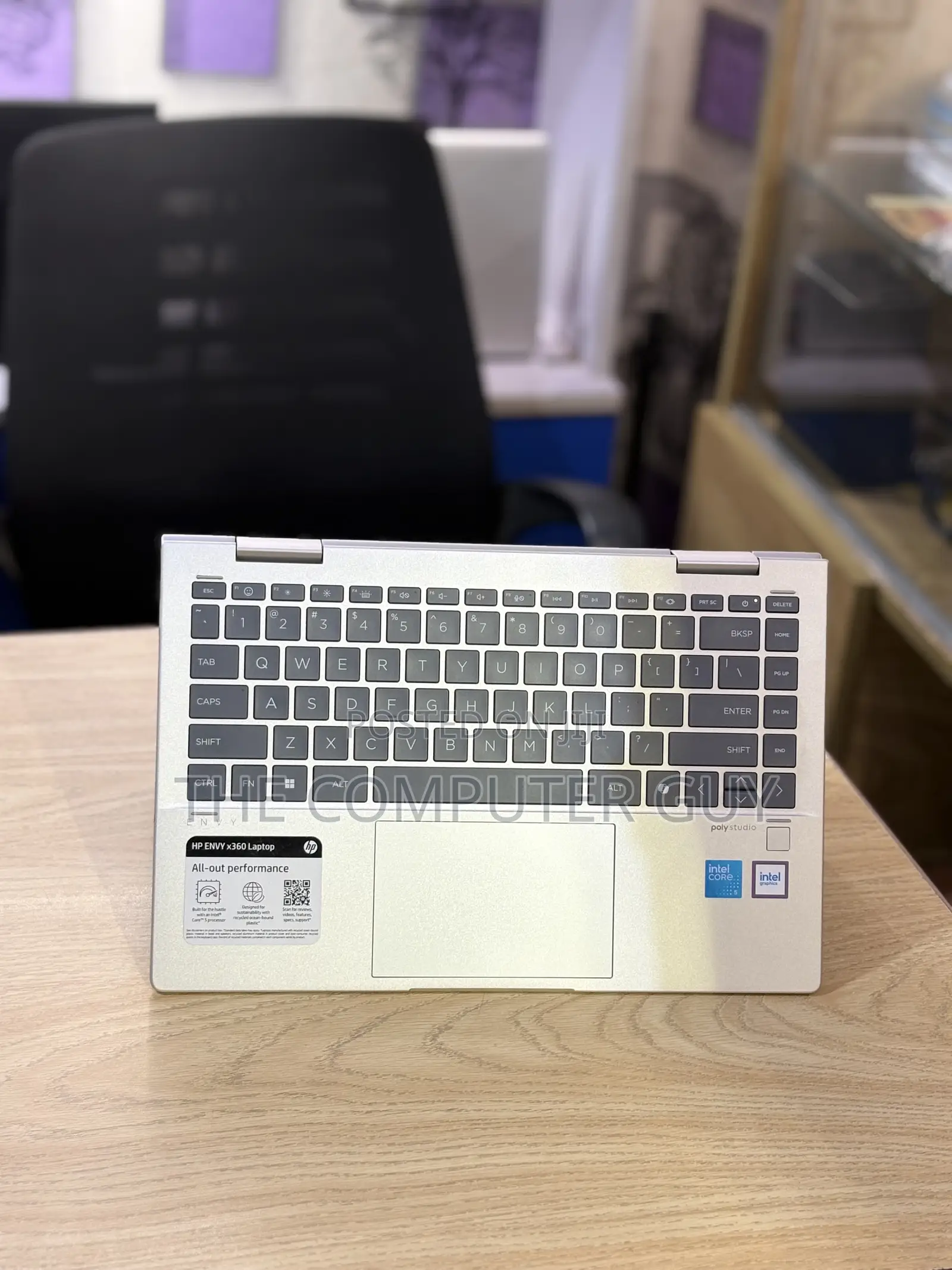 New Laptop HP Envy x360 16GB Intel Core i5 SSD 512GB
