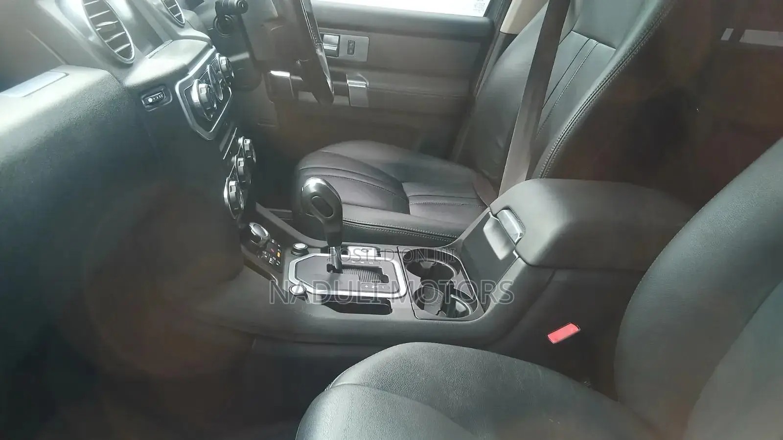 Land Rover Discovery 2018 Gray