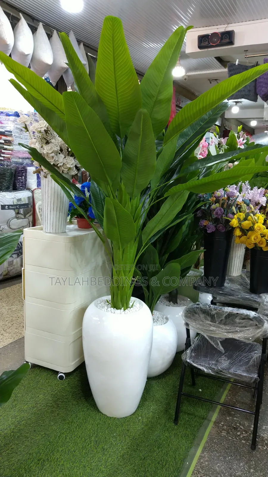 Artificial Plant Lush, Realistic Zero-Maintenance Décor Complete Set