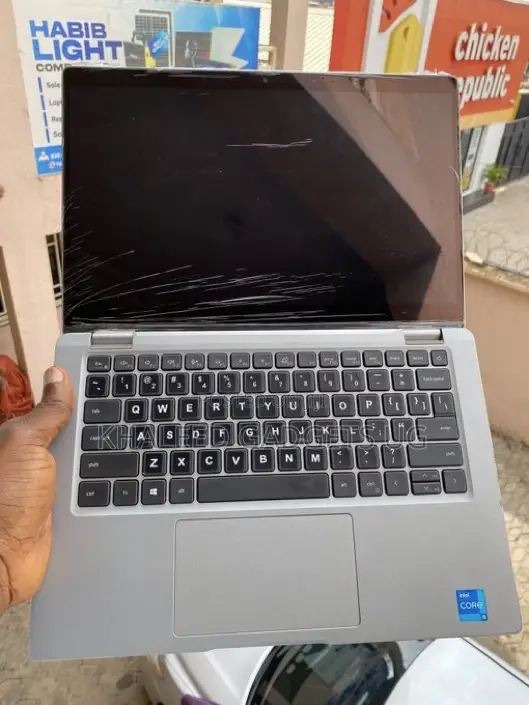 Laptop Dell Latitude 5320 16GB Intel Core i5 SSD 512GB