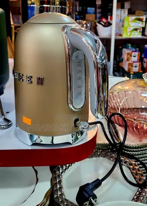 Uakeen Electric Kettle.