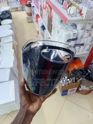 Acrylic Beverage Ice Bucket.