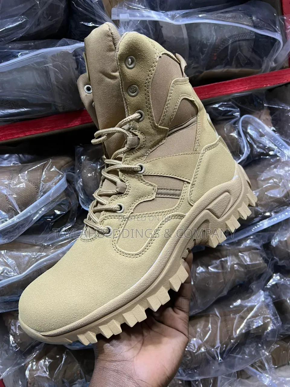 High-Top Leather Outdoor Desert Boots – Khaki