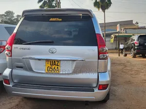 Toyota Land Cruiser Prado 2006 Silver
