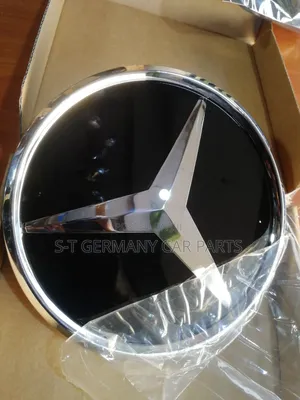 Gle Front Grill Emblem for Mercedes Benz GLE 350d.