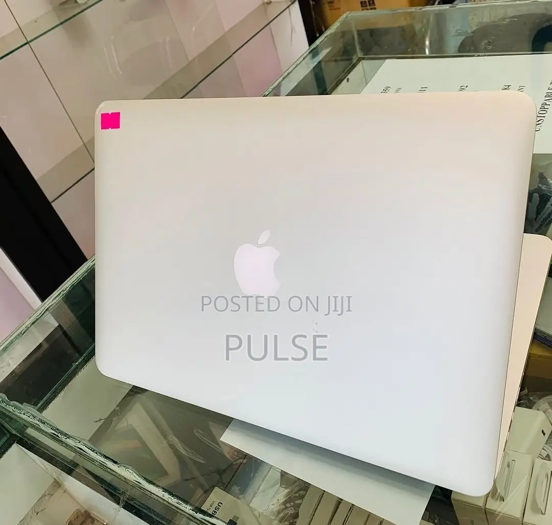 Laptop Apple MacBook Pro 16GB Intel Core i7 SSD 512GB