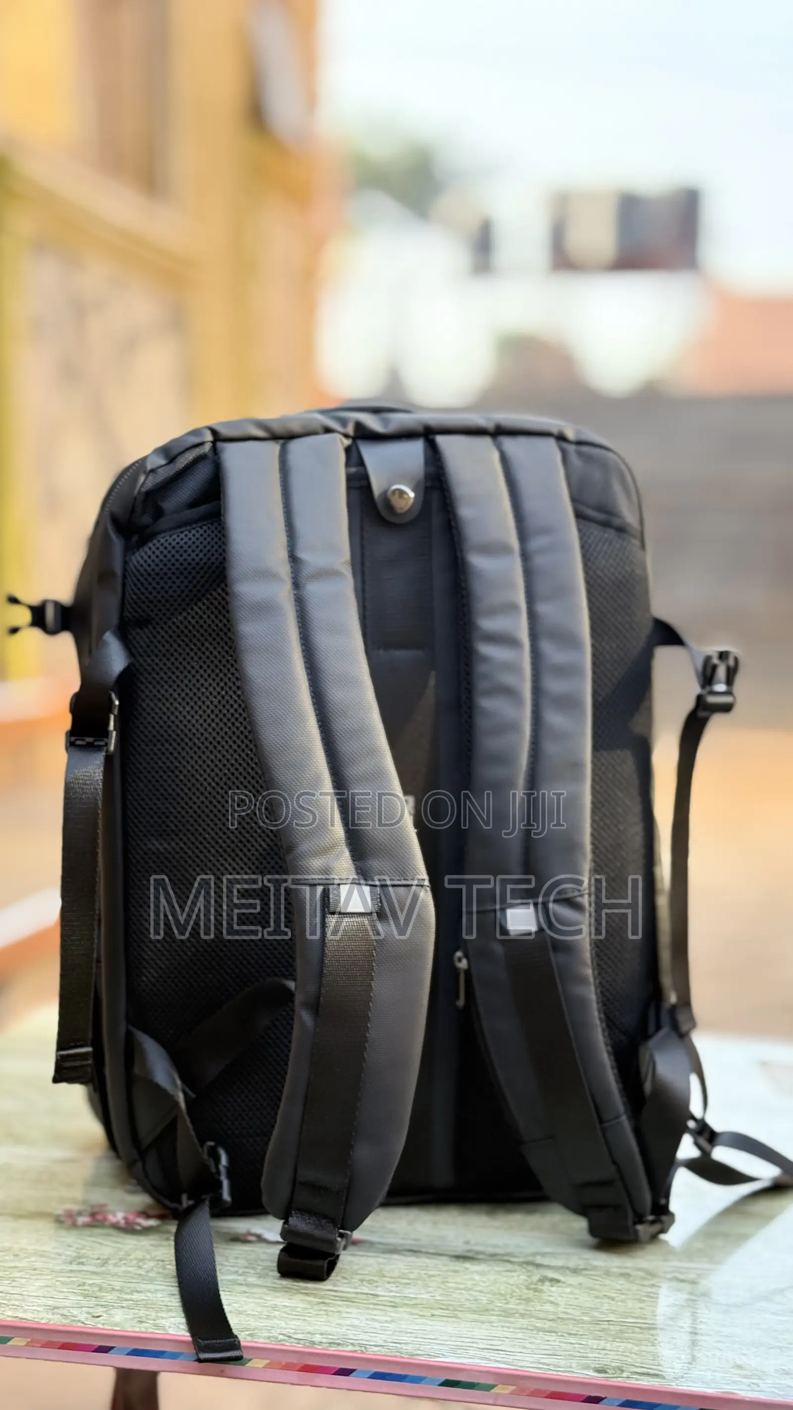 Arctic Hunter Expandable Travel Backpack