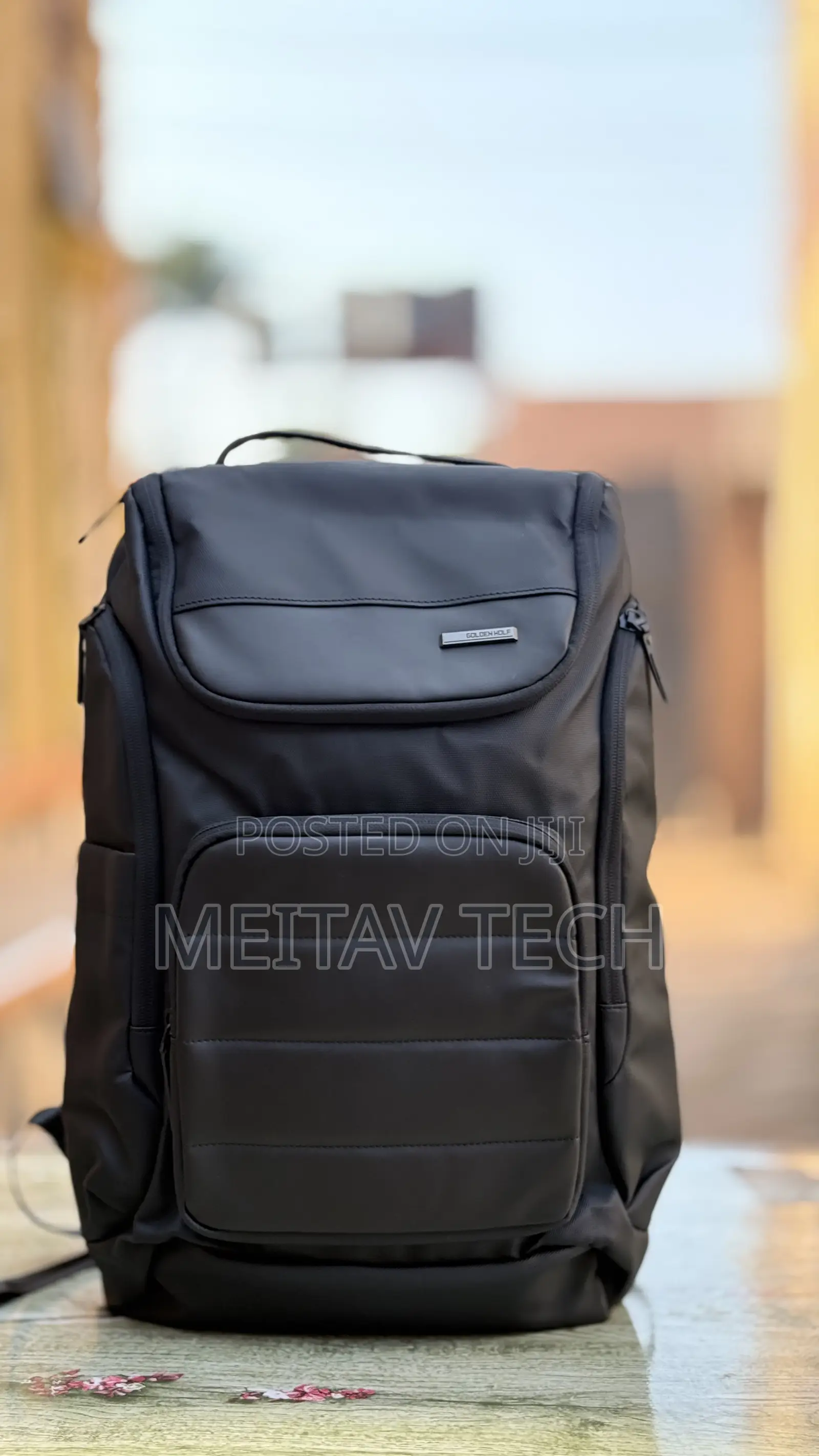 Golden Wolf Laptop Backpack for Men Stylish 21l