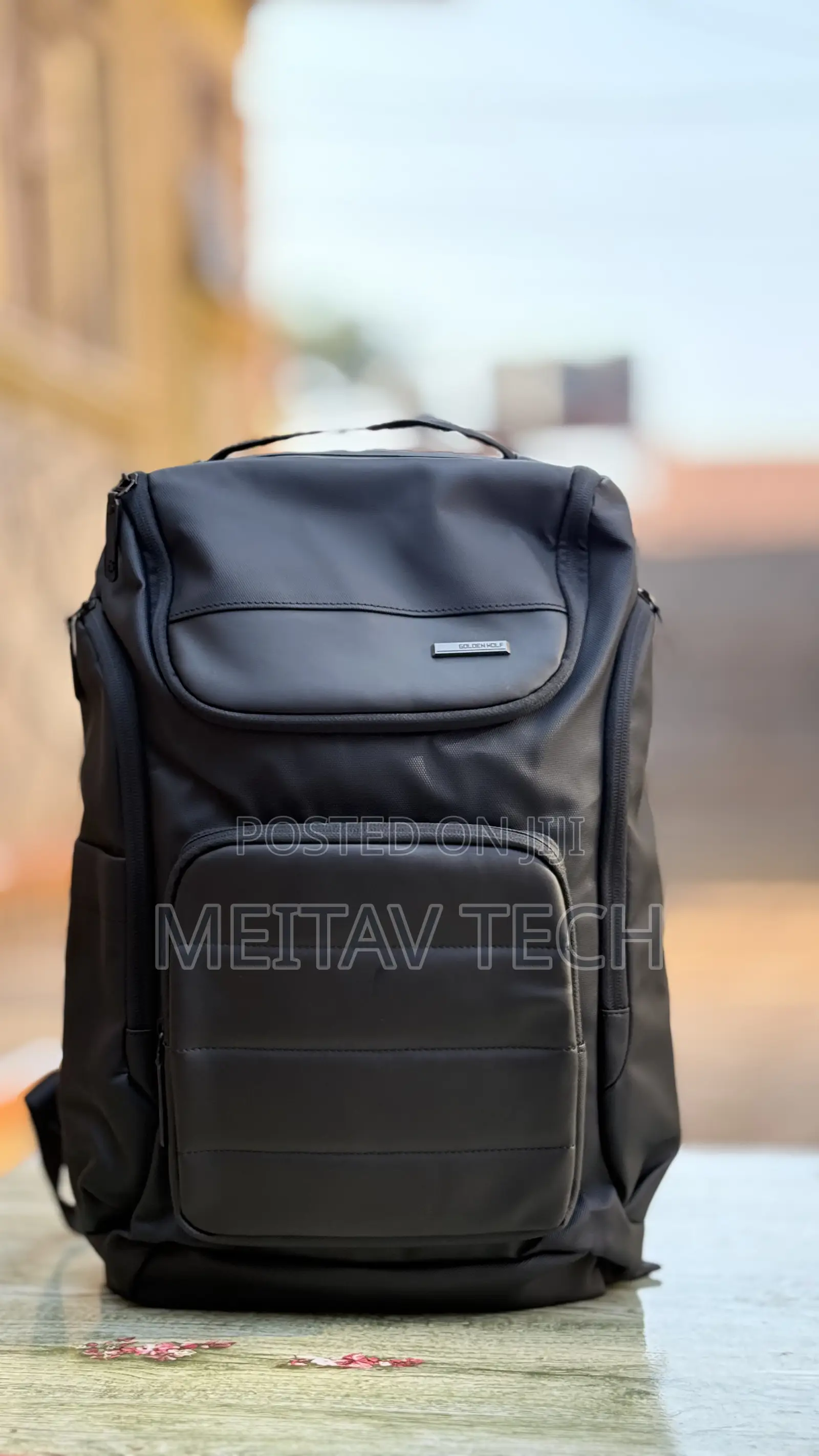 Golden Wolf Laptop Backpack for Men Stylish 21l