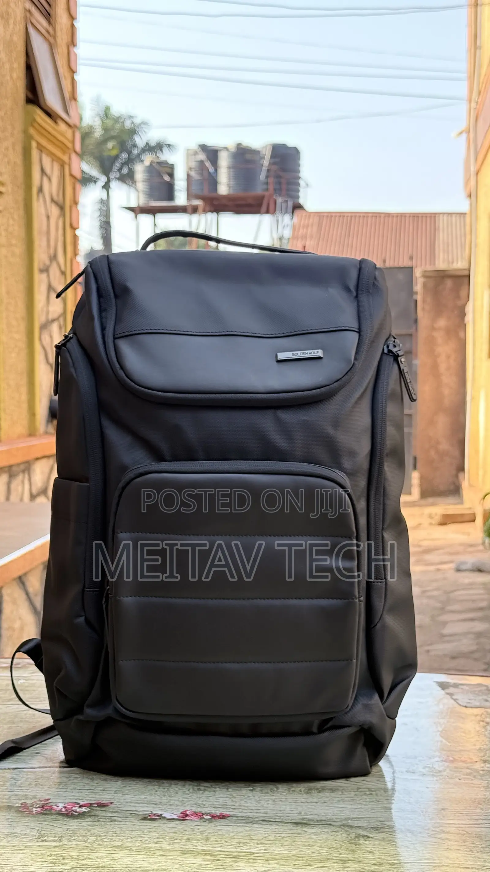 Golden Wolf Laptop Backpack for Men Stylish 21l