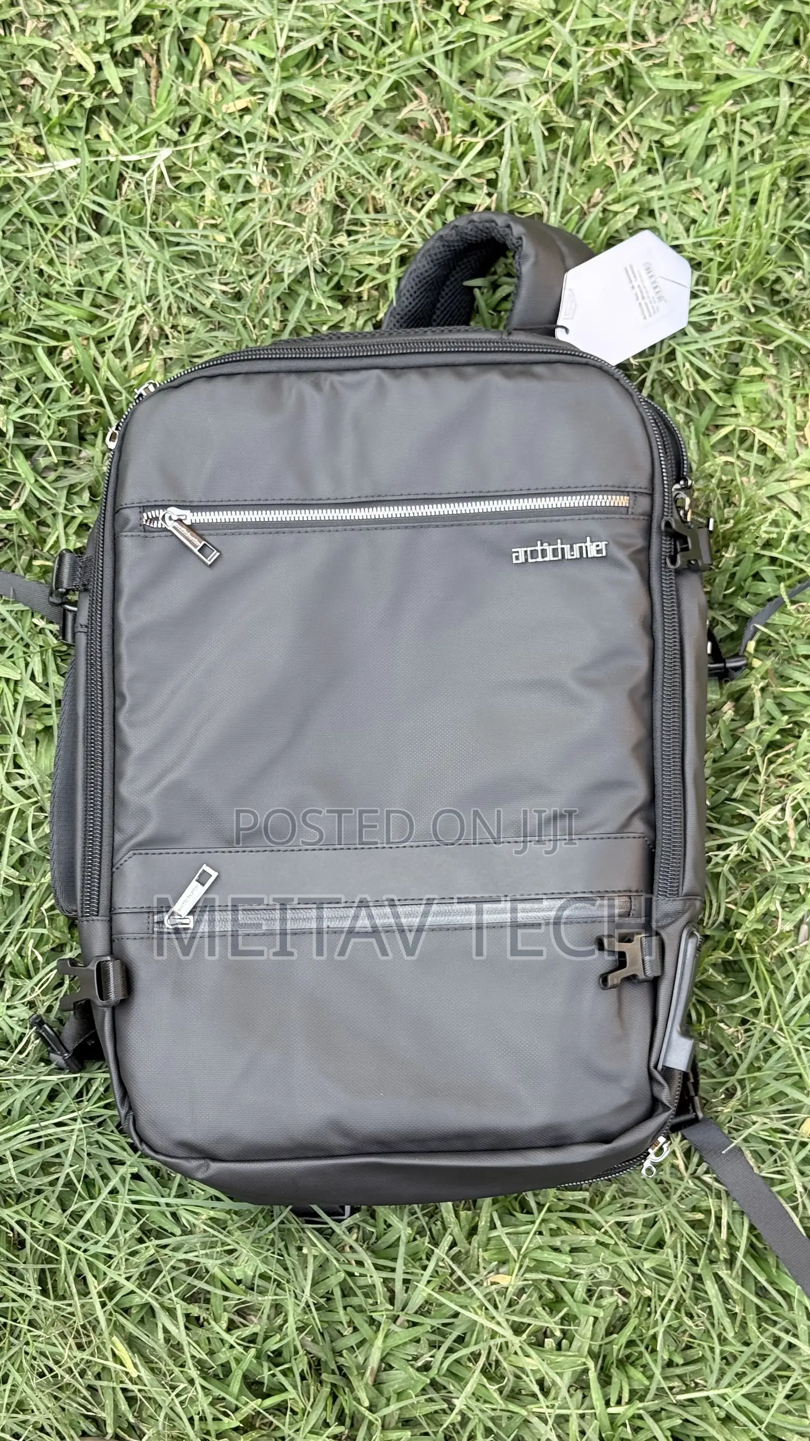 Arctic Hunter Expandable Travel Backpack
