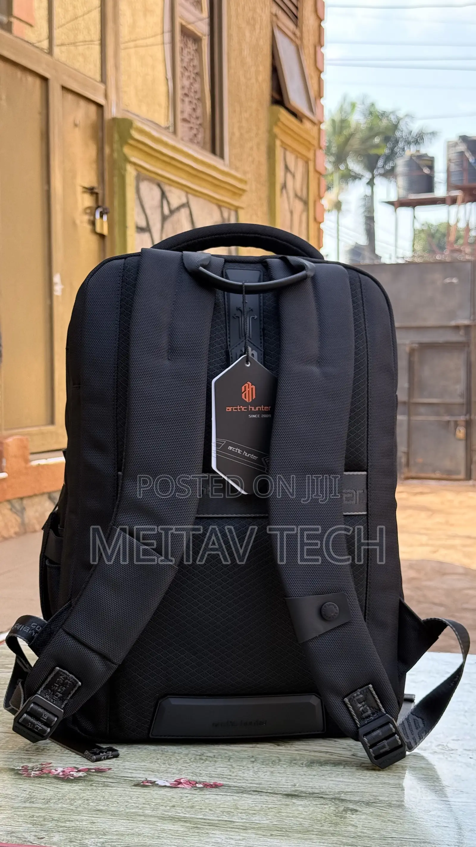 Arctic Hunter 16 Inch Expandable Laptop Backpack