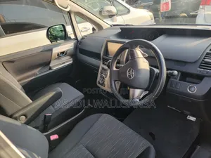Toyota Noah 2012 White