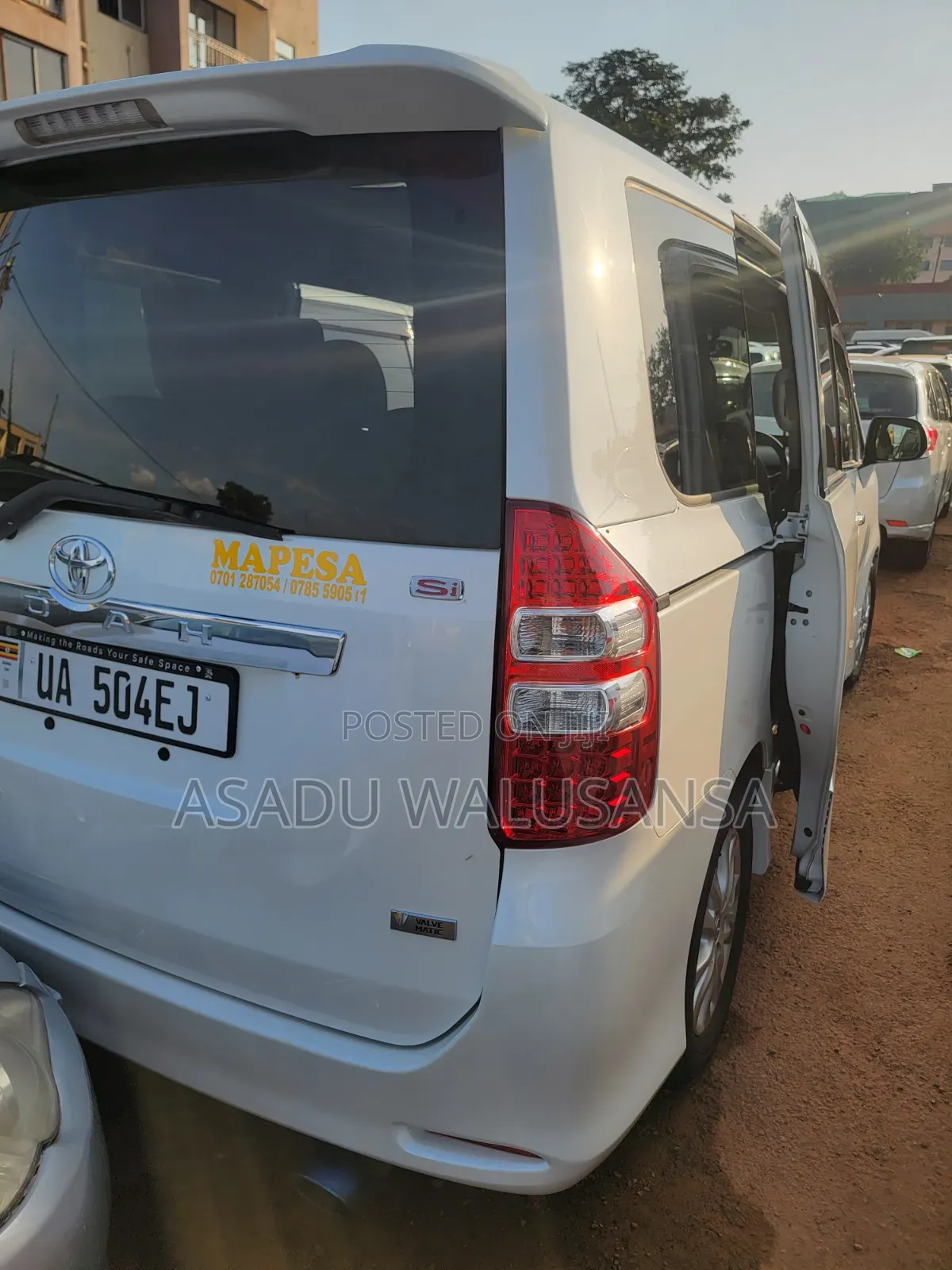 Toyota Noah 2012 White