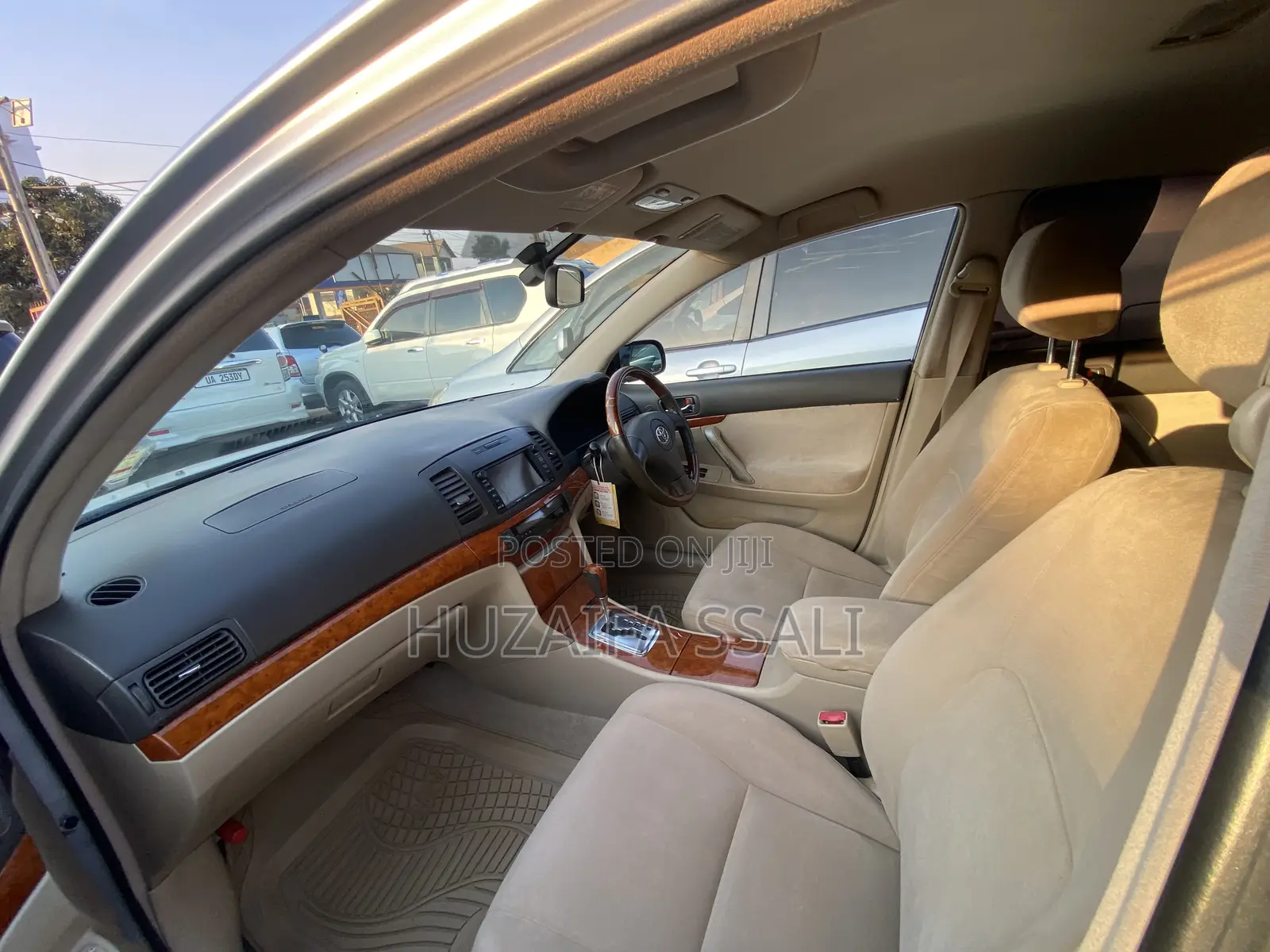 Toyota Premio 2009 Silver
