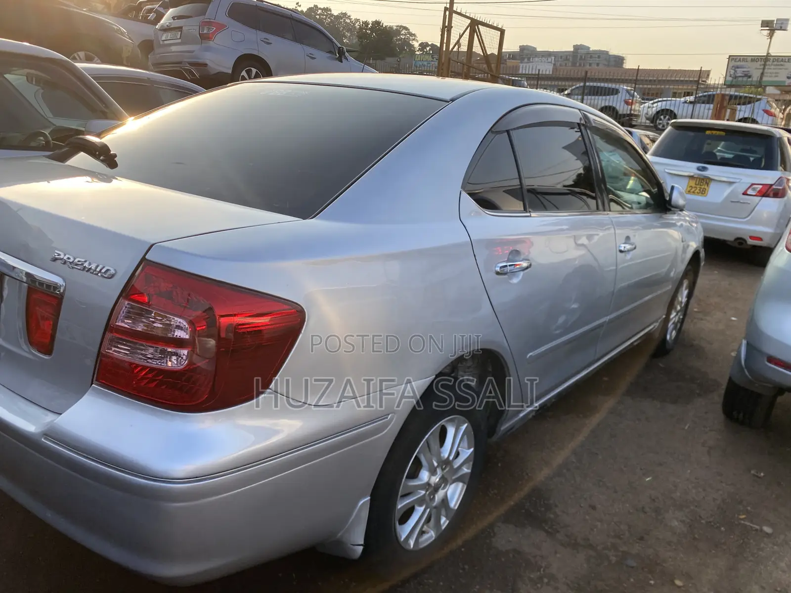 Toyota Premio 2009 Silver