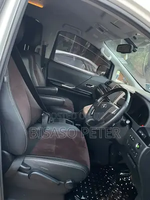 Toyota Alphard 2011 White