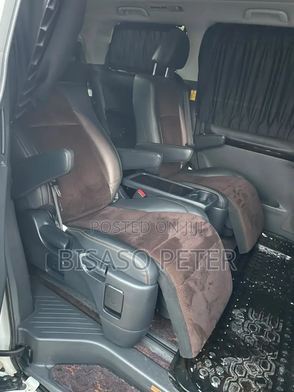 Toyota Alphard 2011 White