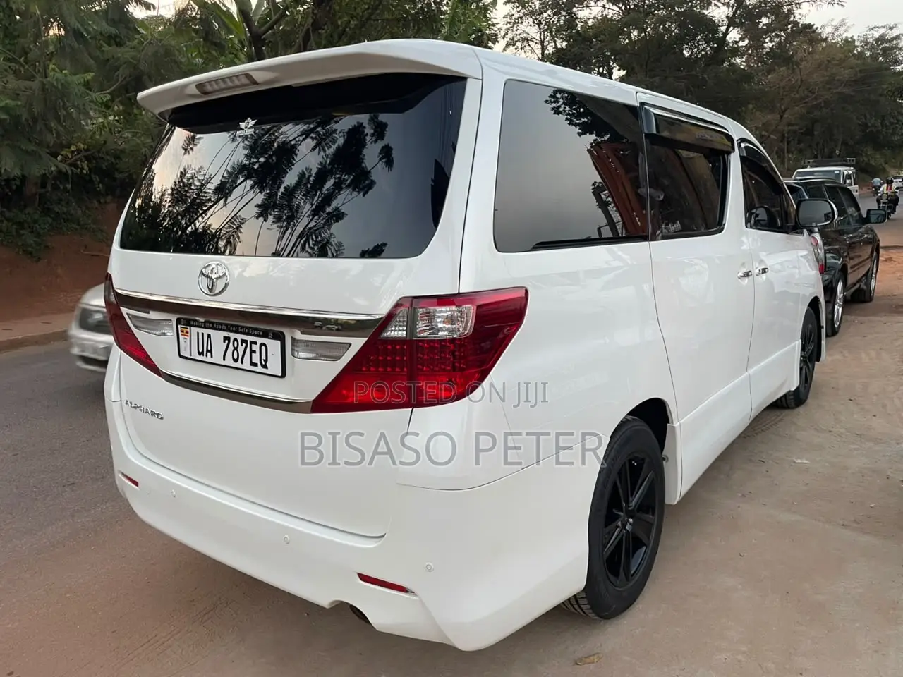 Toyota Alphard 2011 White