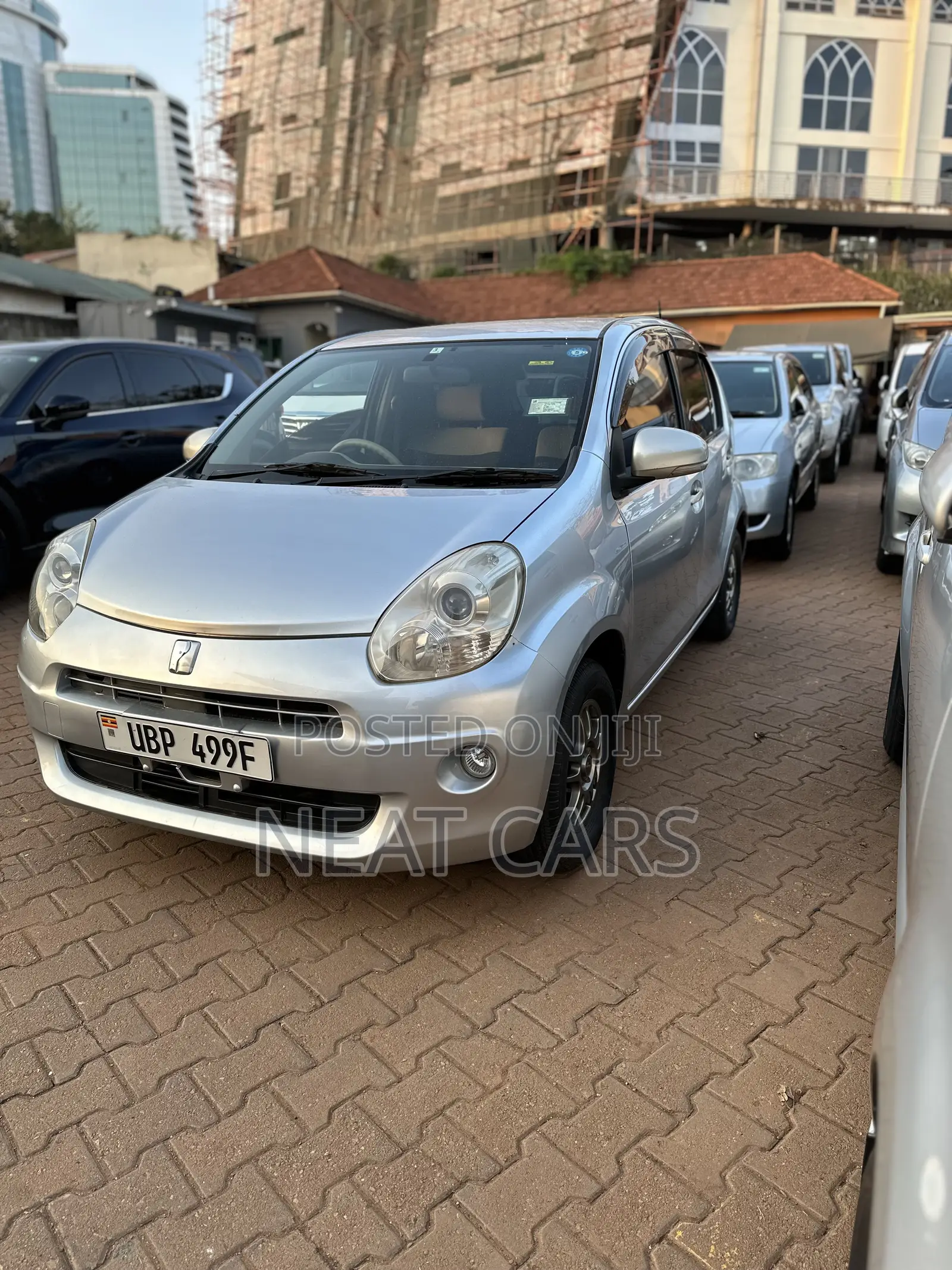 Toyota Passo 2011 Silver