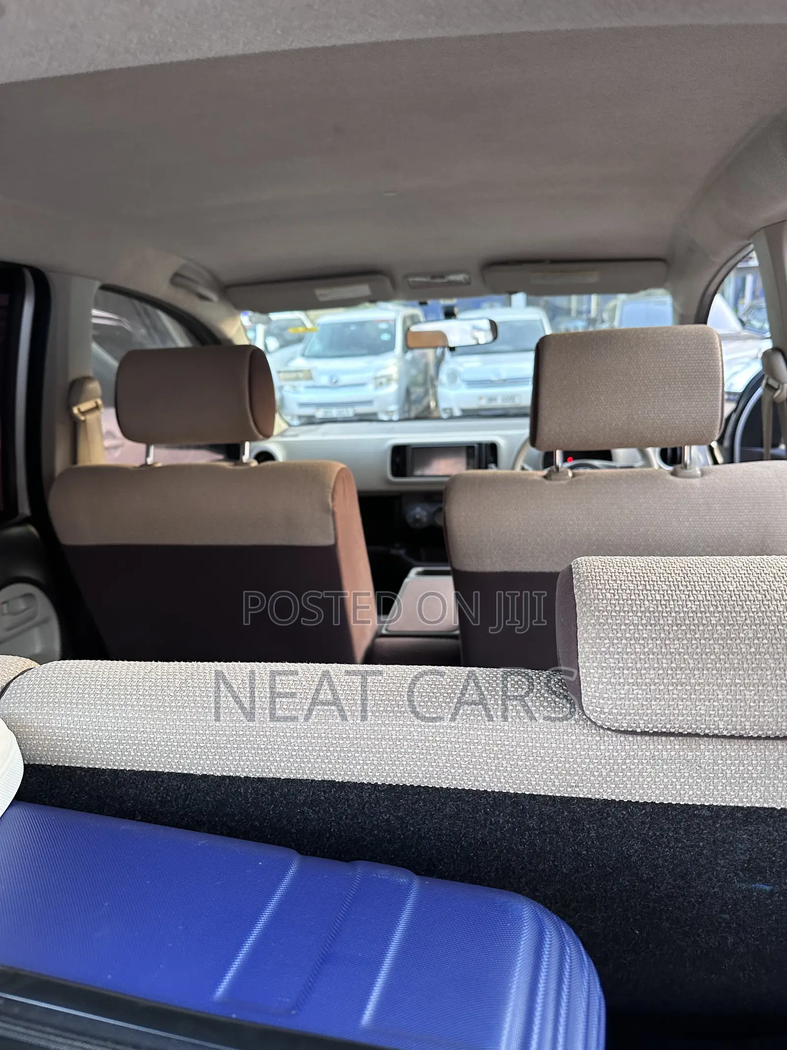 Toyota Passo 2011 Silver