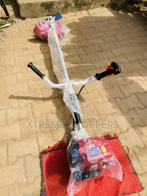 Clean Environment/ Honda Machine - 4strock /Lawnmower / Grass Cutter