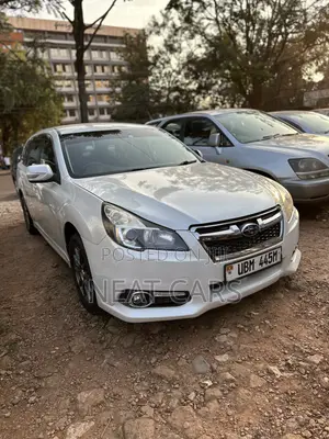 Subaru Legacy 2010 White