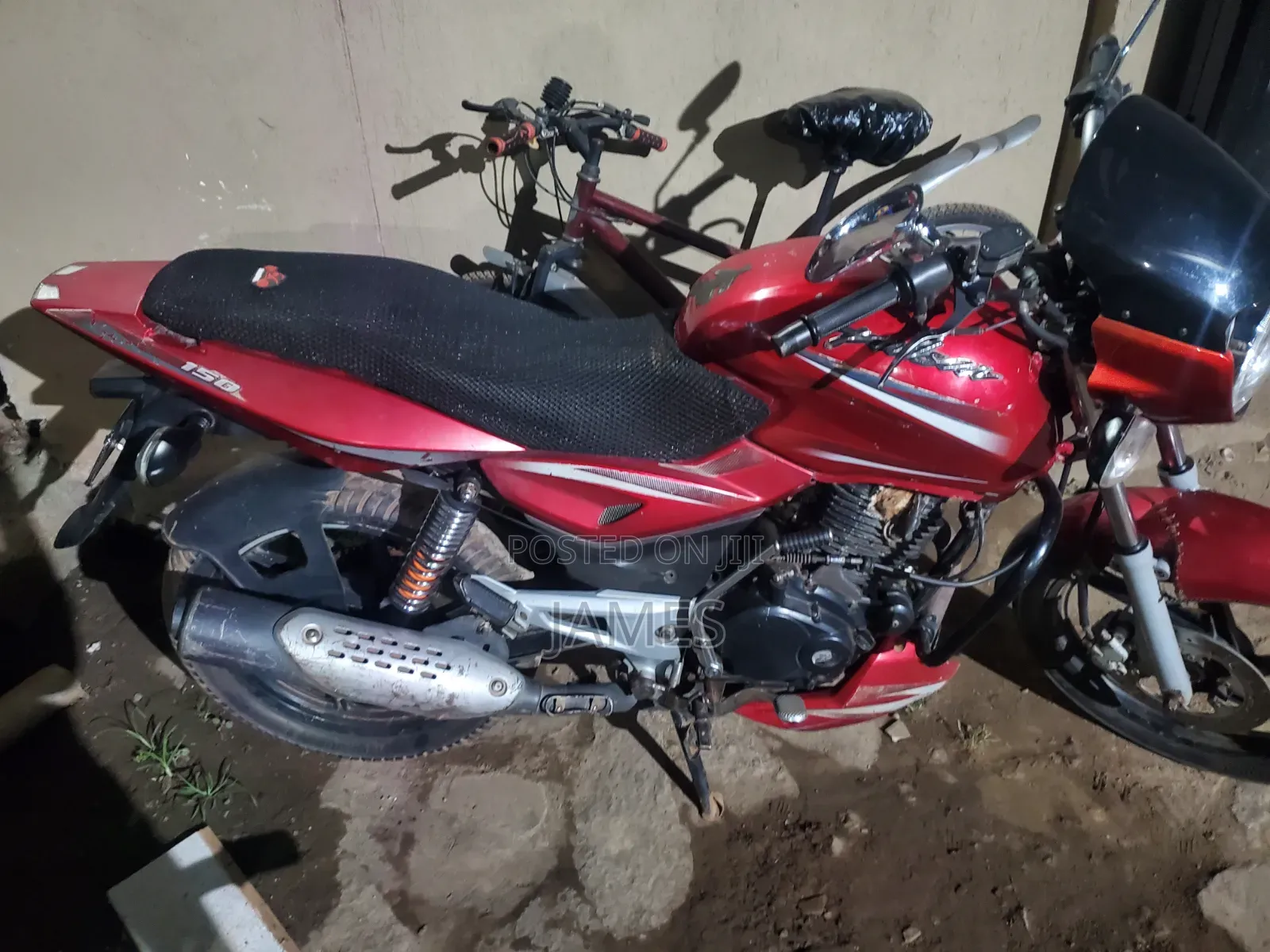 Bajaj Pulsar 150 2020 Red