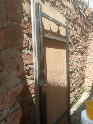 Serving Table