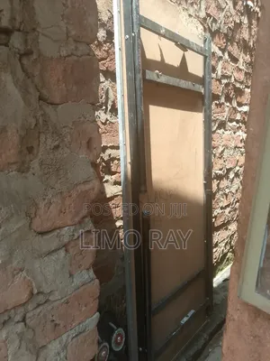 Serving Table