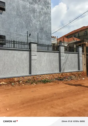 Electric Fence Installation With Energizer