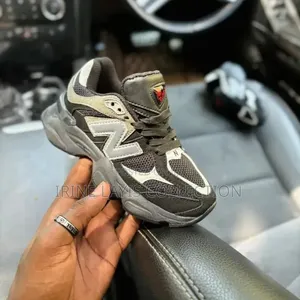 Kids Unisex New Balance 9060 Sneakers.