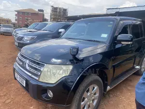 Mitsubishi Pajero 2008 Black