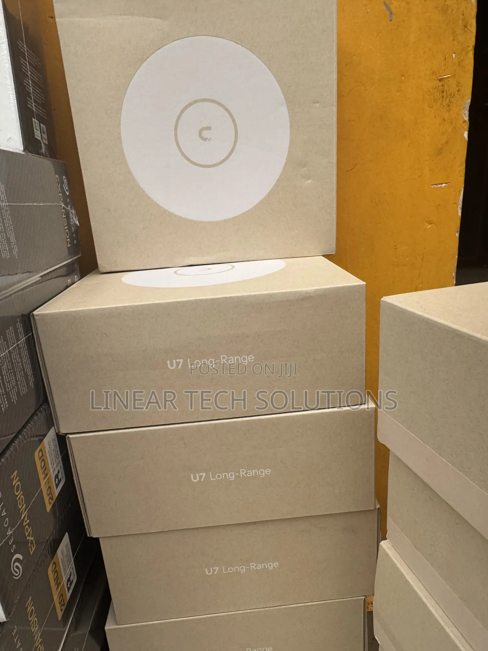 Ubiquiti Unifi U7 Long-range (U7-lr) Wifi 7 Access Point.